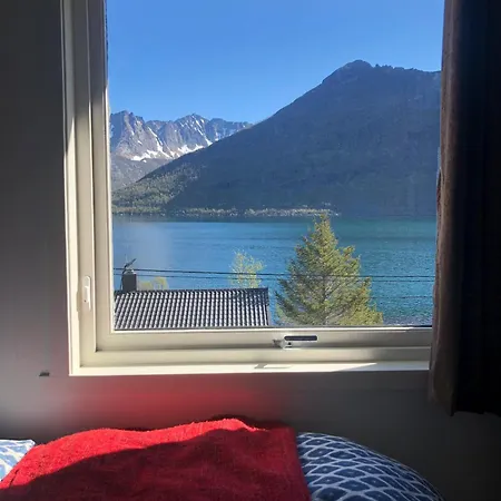 Segla Guesthouse - With View Of Fjord Fjordgard Room photo